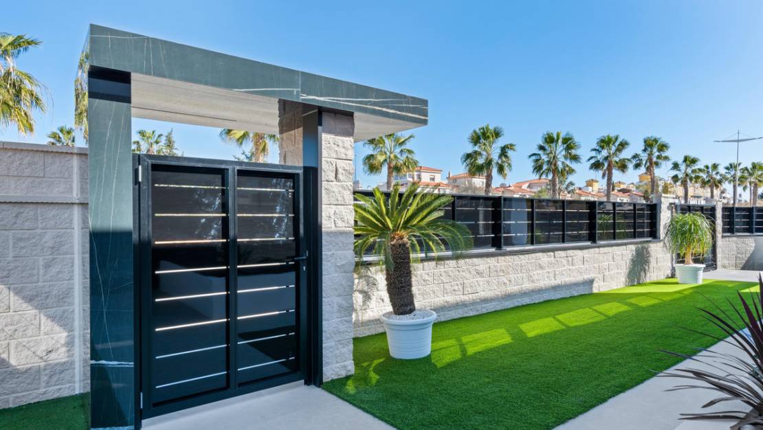 Nueva construcción  - Chalet - Algorfa - La finca golf