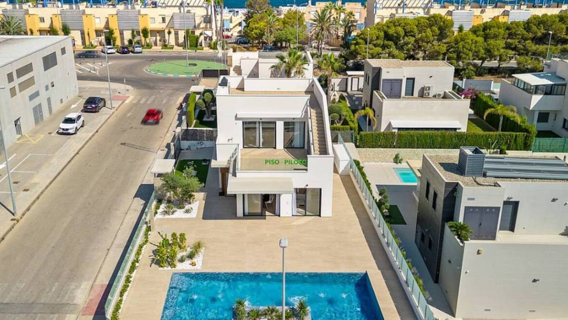 Nueva construcción  - Chalet - Campoamor