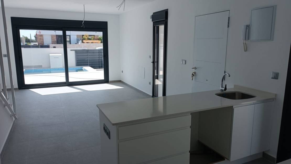 Nueva construcción  - Chalet - Daya Nueva - Daya Nueva Centro