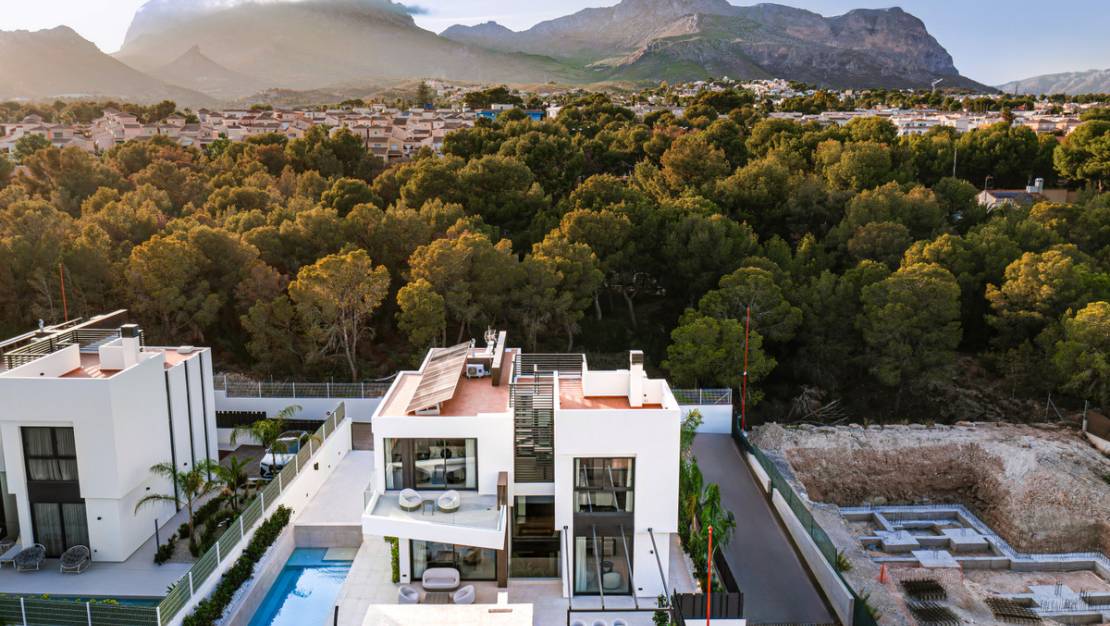 Nueva construcción  - Chalet - La Nucía - La Nucia Centro