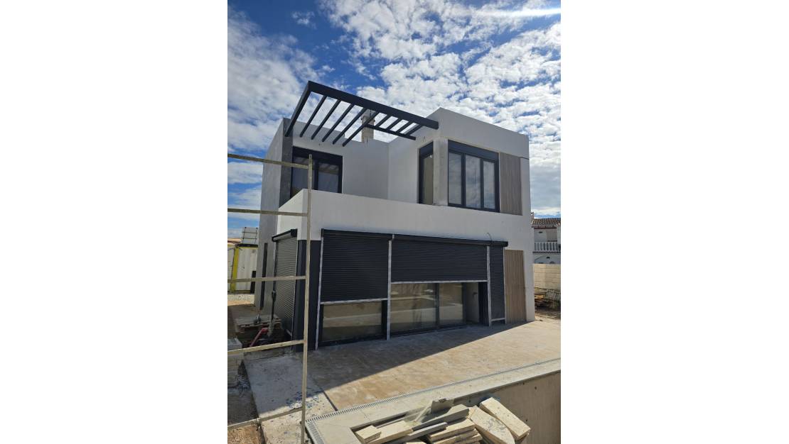 Nueva construcción  - Chalet - La Nucía - La Nucia Centro