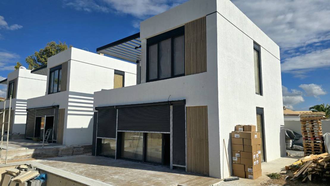 Nueva construcción  - Chalet - La Nucía - La Nucia Centro