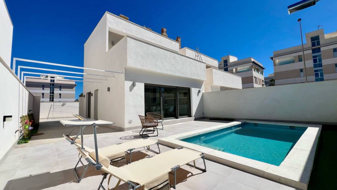 Nueva construcción  - Chalet - Orihuela - La Zenia