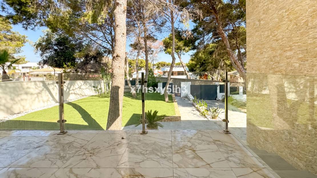 Nueva construcción  - Chalet - Orihuela - Los Balcones