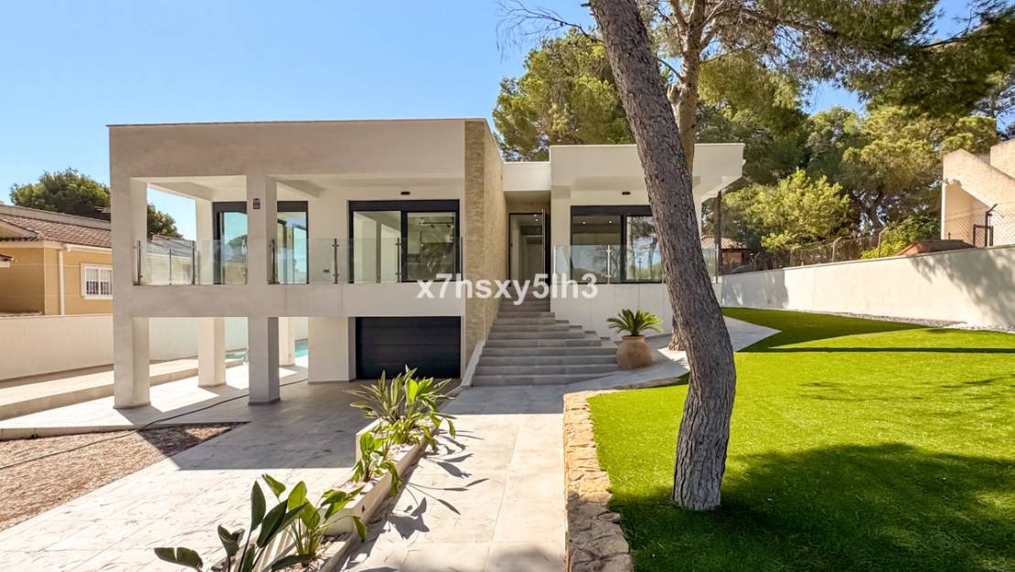 Nueva construcción  - Chalet - Orihuela - Los Balcones