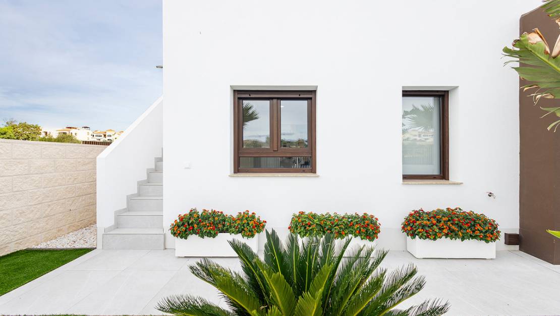 Nueva construcción  - Chalet - Orihuela - Vistabella Golf