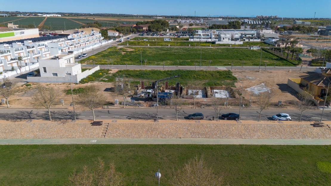 Nueva construcción  - Chalet - Pilar de la Horadada - Pilar de la Horadada Centro