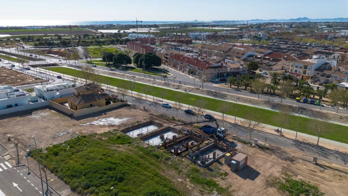 Nueva construcción  - Chalet - Pilar de la Horadada - Pilar de la Horadada Centro