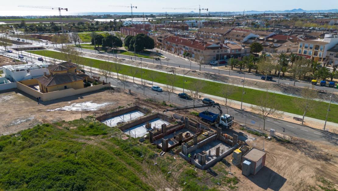 Nueva construcción  - Chalet - Pilar de la Horadada - Pilar de la Horadada Centro