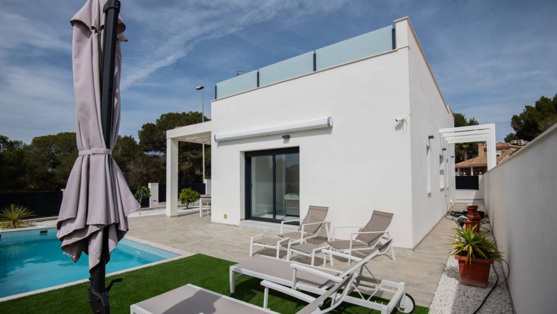 Nueva construcción  - Chalet - Pilar de la Horadada - Pinar de Campoverde