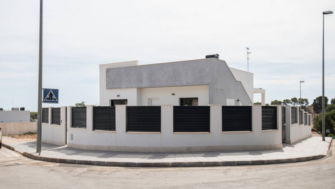 Nueva construcción  - Chalet - Pilar de la Horadada - Pinar de Campoverde