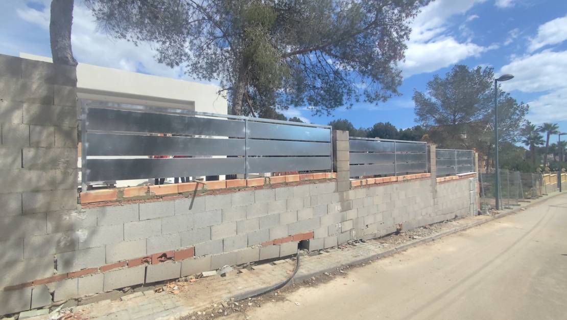 Nueva construcción  - Chalet - Pilar de la Horadada - Pinar de Campoverde