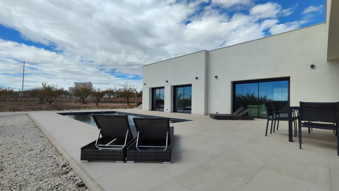 Nueva construcción  - Chalet - Pinoso - Las Encebras