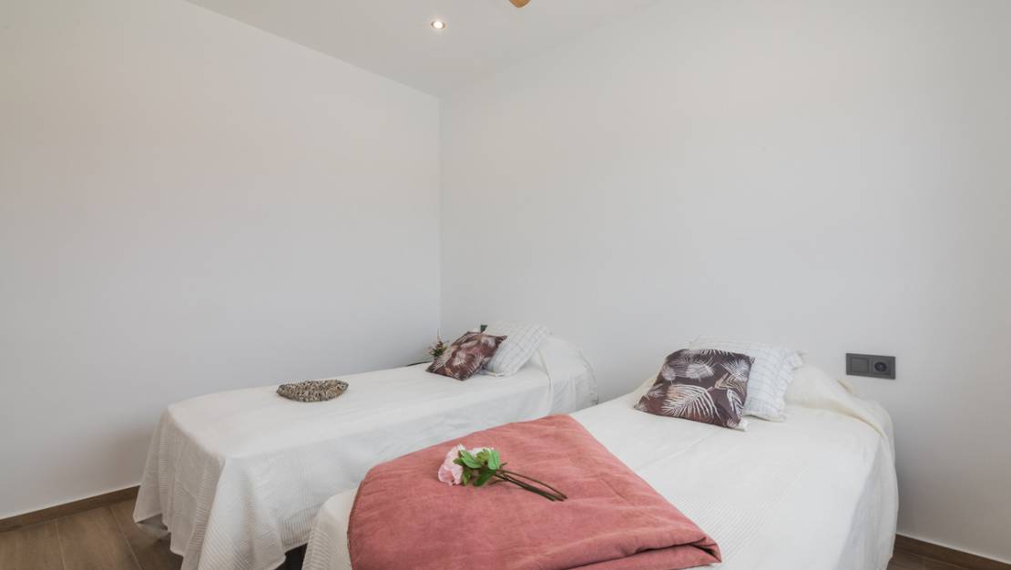 Nueva construcción  - Chalet - Pinoso - Las Encebras