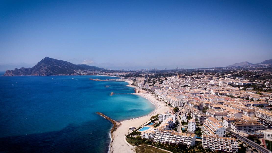 Nueva construcción  - Chalet - Polop - Polop Centro