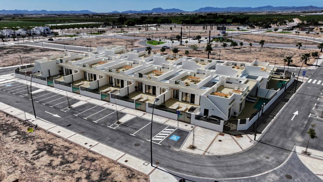 Nueva construcción  - Chalet - Roldan