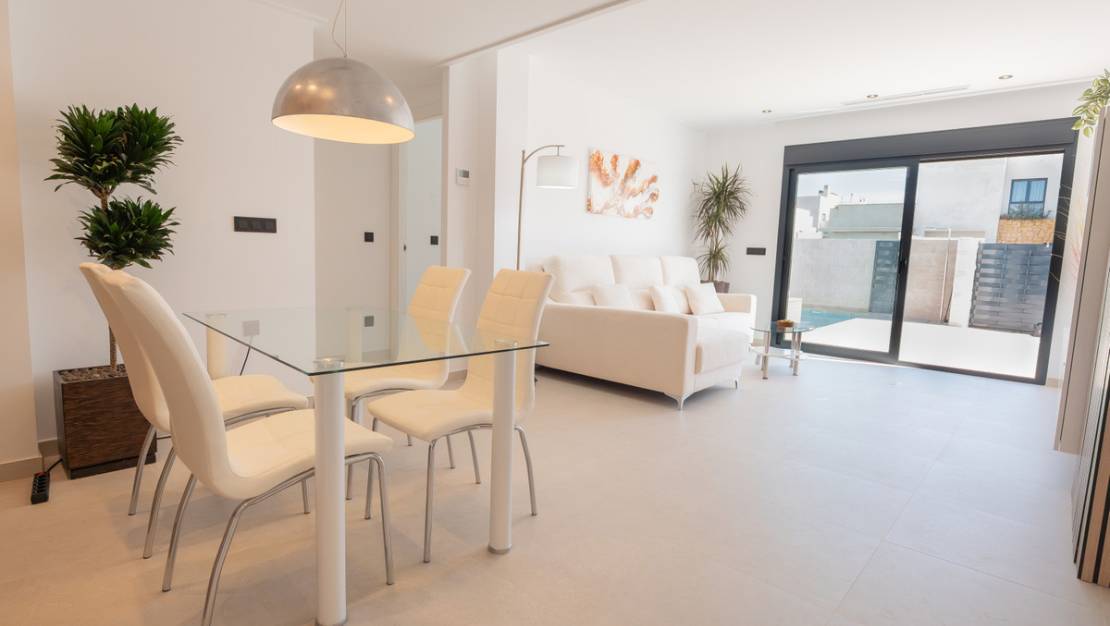 Nueva construcción  - Chalet - San Fulgencio - La Marina