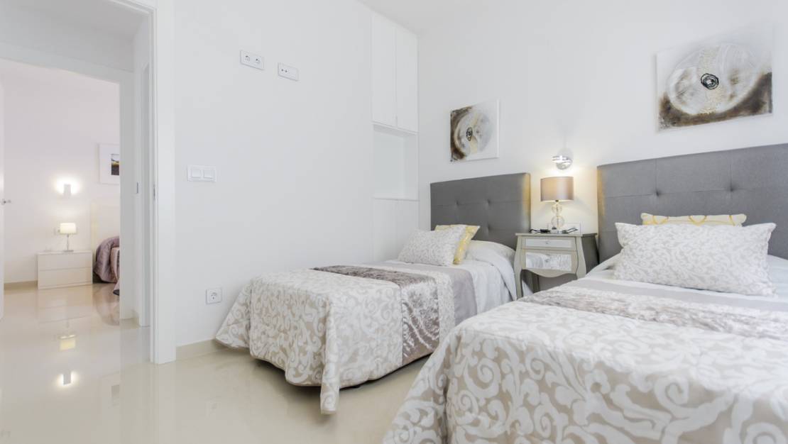 Nueva construcción  - Chalet - San Miguel de Salinas - San Miguel de Salinas Centro