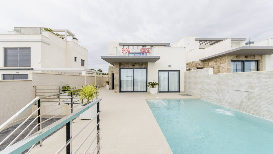 Nueva construcción  - Chalet - San Miguel de Salinas - San Miguel de Salinas Centro