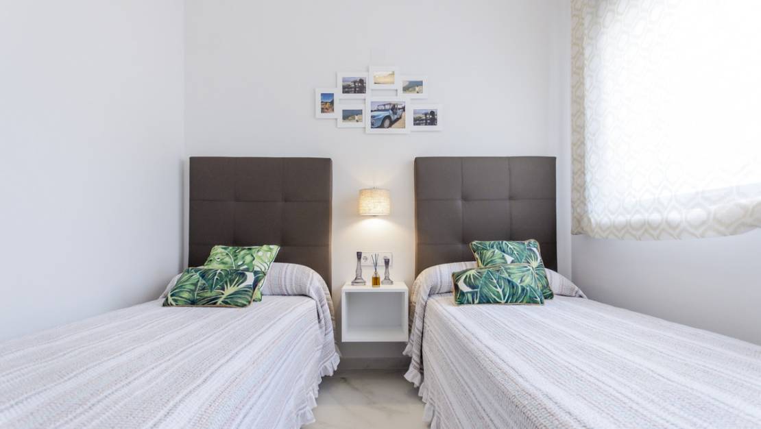Nueva construcción  - Chalet - San Miguel de Salinas - San Miguel de Salinas Centro