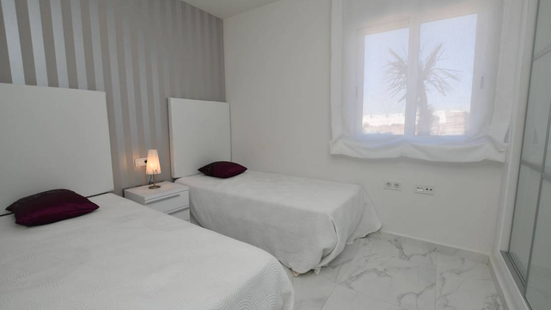 Nueva construcción  - Chalet - San Miguel de Salinas - San Miguel de Salinas Centro