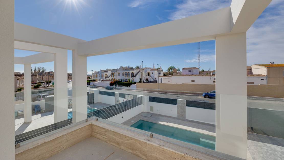 Nueva construcción  - Chalet - Torrevieja - Torrevieja Centro