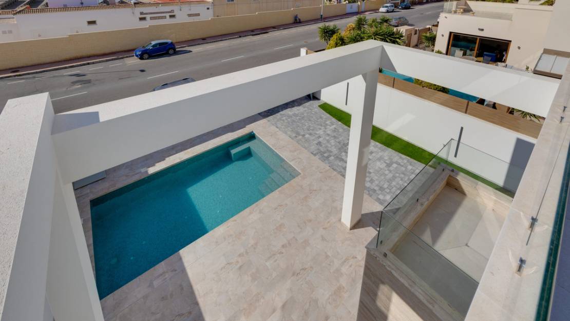 Nueva construcción  - Chalet - Torrevieja - Torrevieja Centro