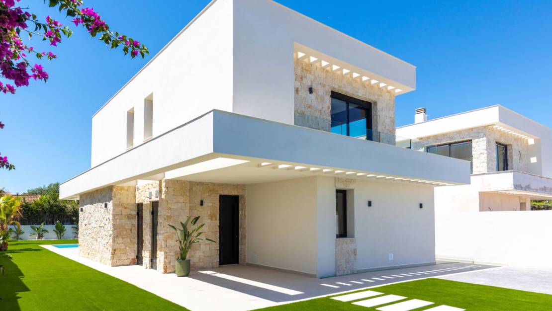Nueva construcción  - Chalet - Torrevieja - Torrevieja Centro