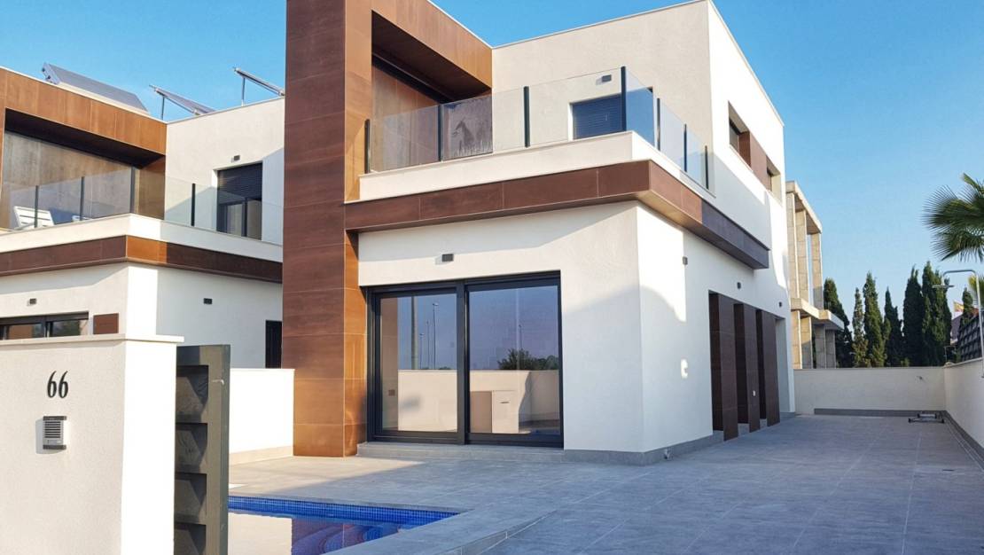 Nueva construcción  - Semi - Daya Nueva