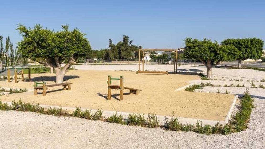Nueva construcción  - Semi - Daya Nueva