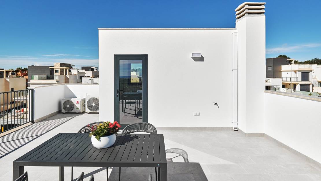 Nueva construcción  - Villa de Lujo - San Miguel de Salinas - La Cañada