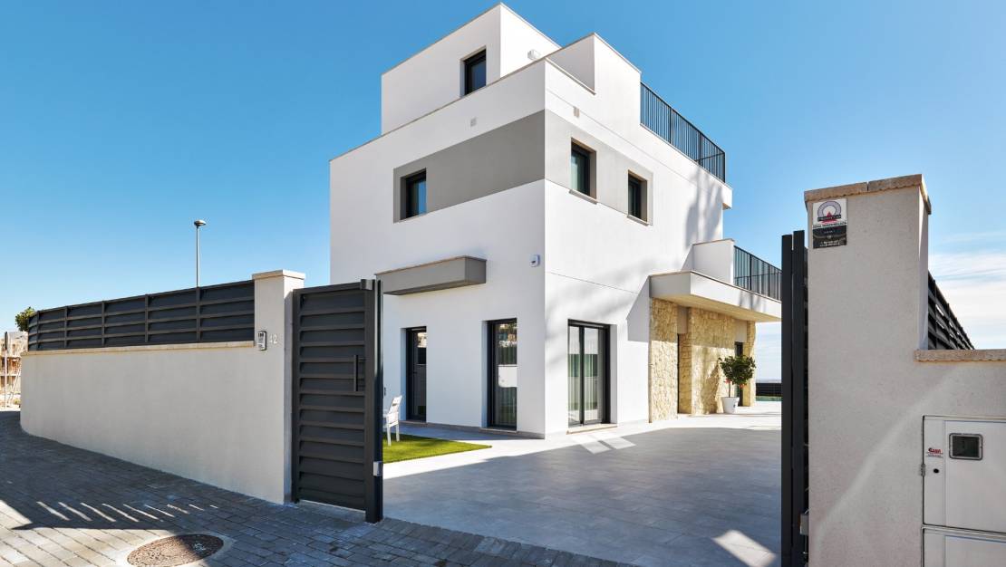 Nueva construcción  - Villa de Lujo - San Miguel de Salinas - La Cañada