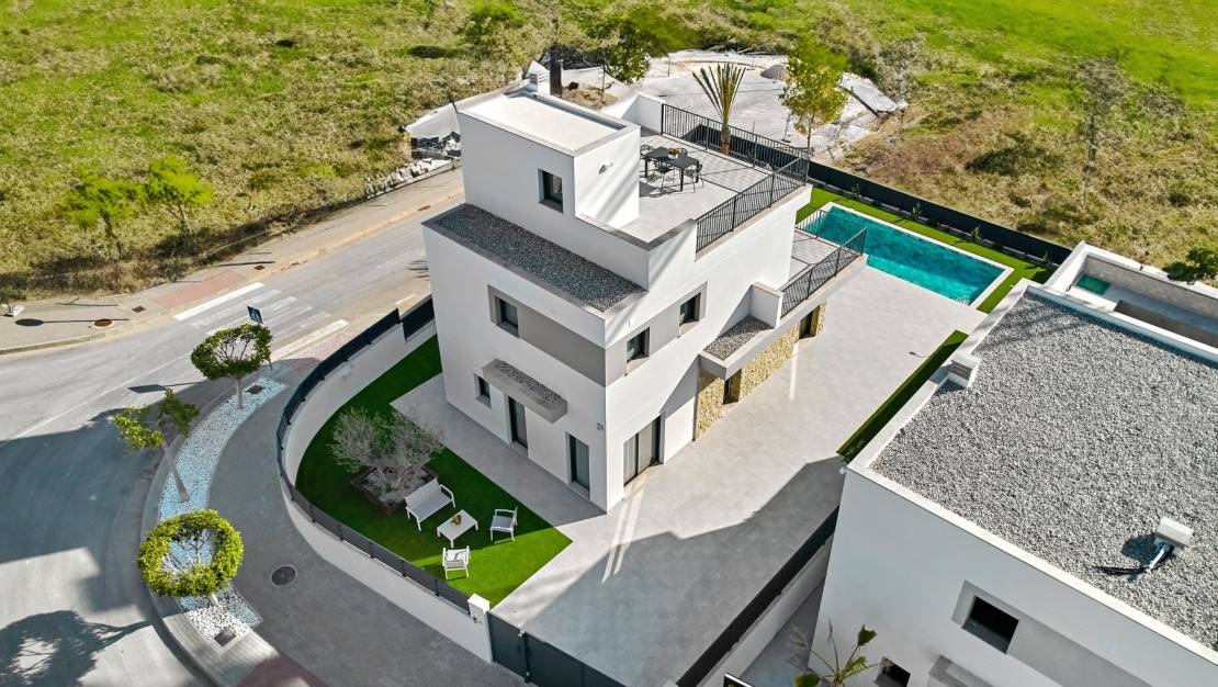Nueva construcción  - Villa de Lujo - San Miguel de Salinas - La Cañada
