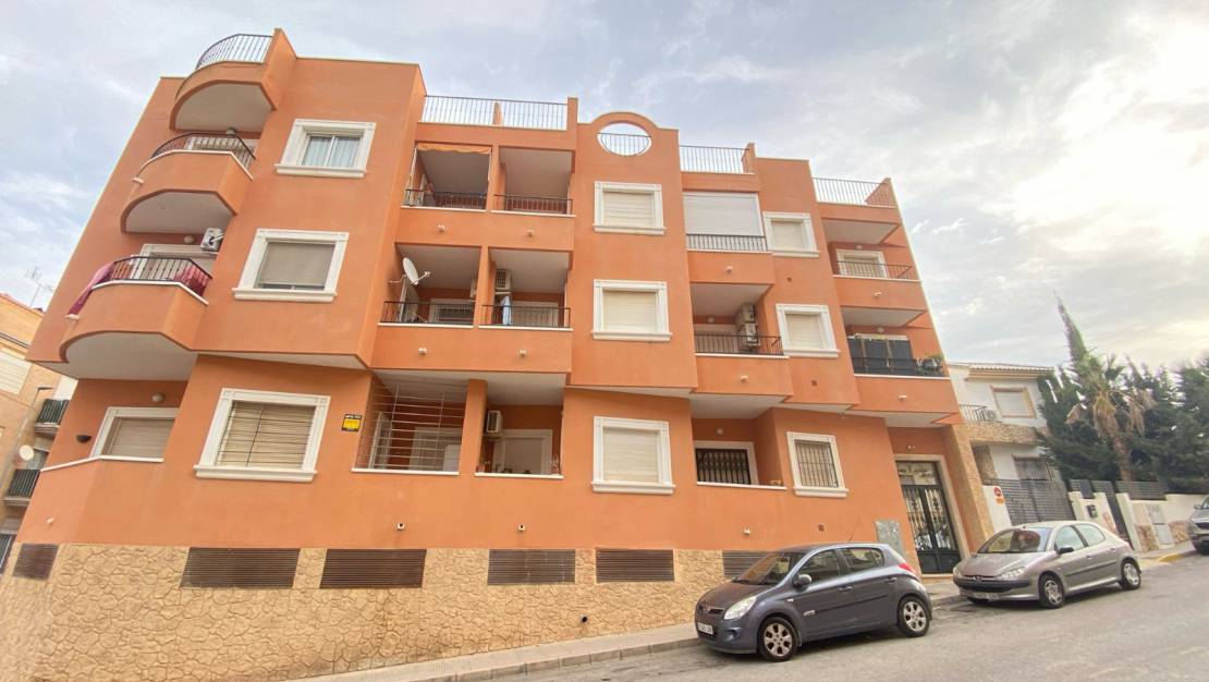 Rental - Apartment/Flat - San Miguel de Salinas