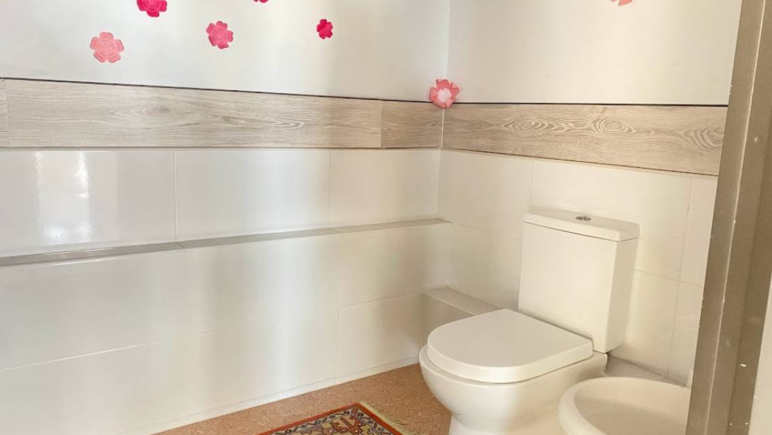 Rental - Commercial - San Miguel de Salinas