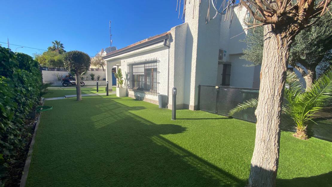 Rental - Detached Villa - San Miguel de Salinas