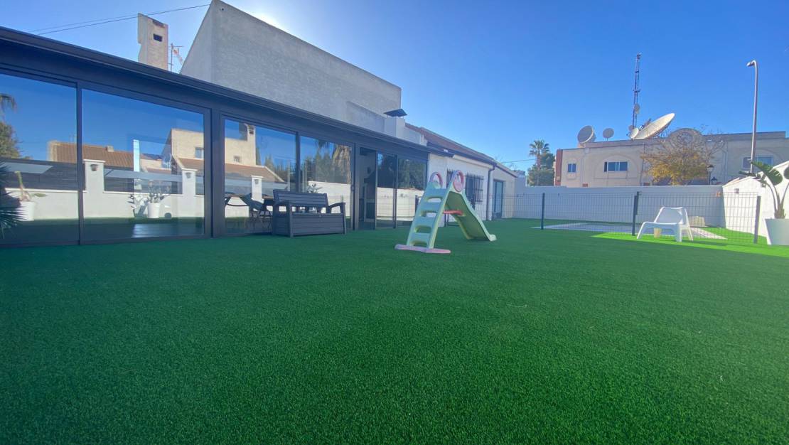 Rental - Detached Villa - San Miguel de Salinas