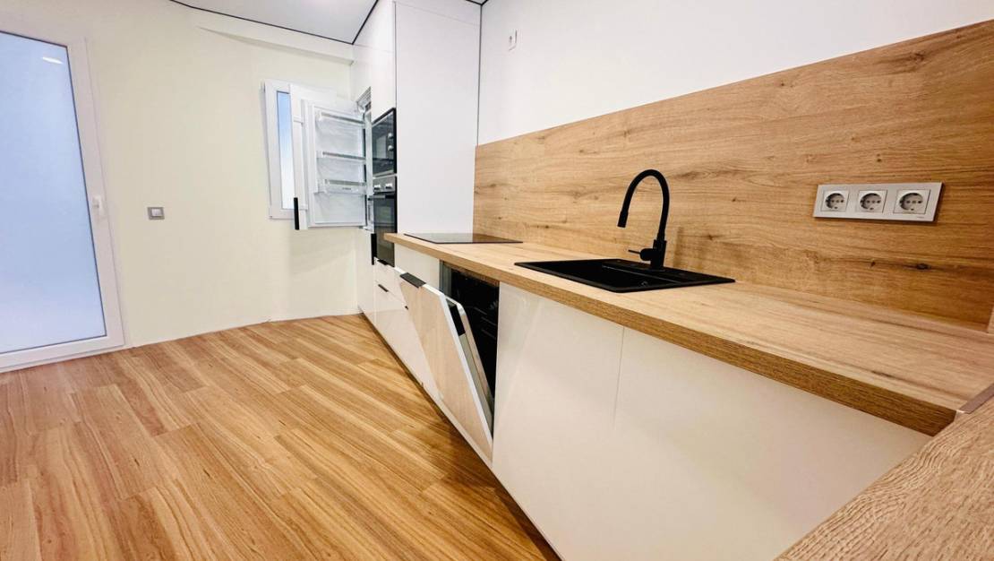 Sale - Apartment - Alicante - Alicante Centro