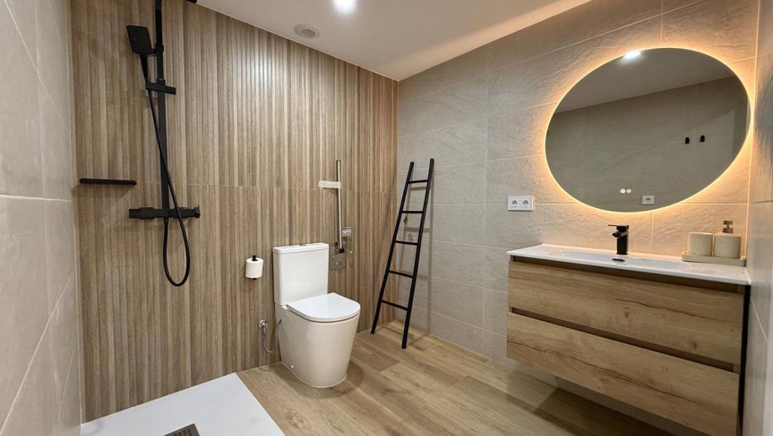 Sale - Apartment - Alicante - Alicante Centro