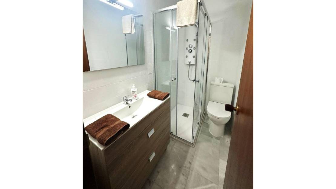 Sale - Apartment - Alicante - Alicante Centro