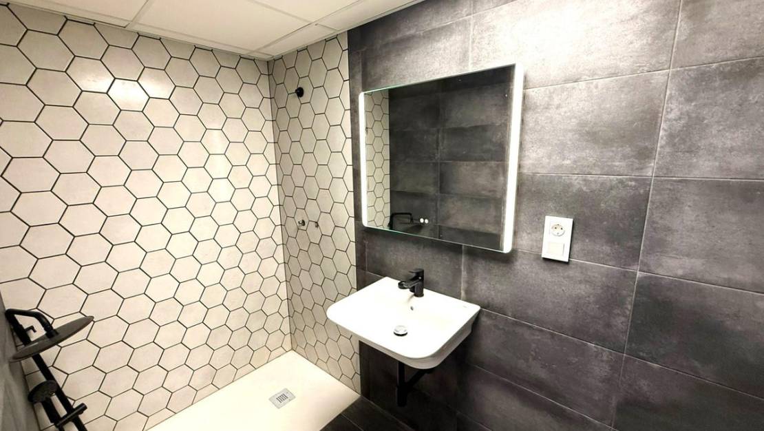 Sale - Apartment - Alicante - Alicante Centro