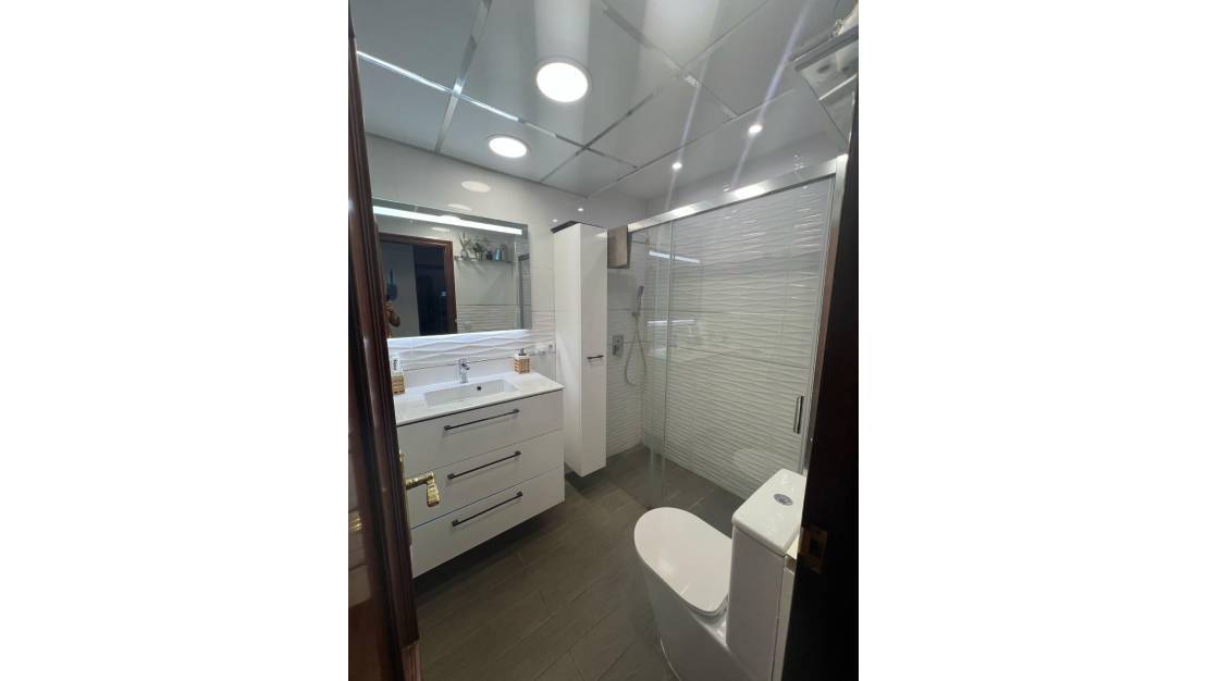 Sale - Apartment - Alicante - Alicante Centro