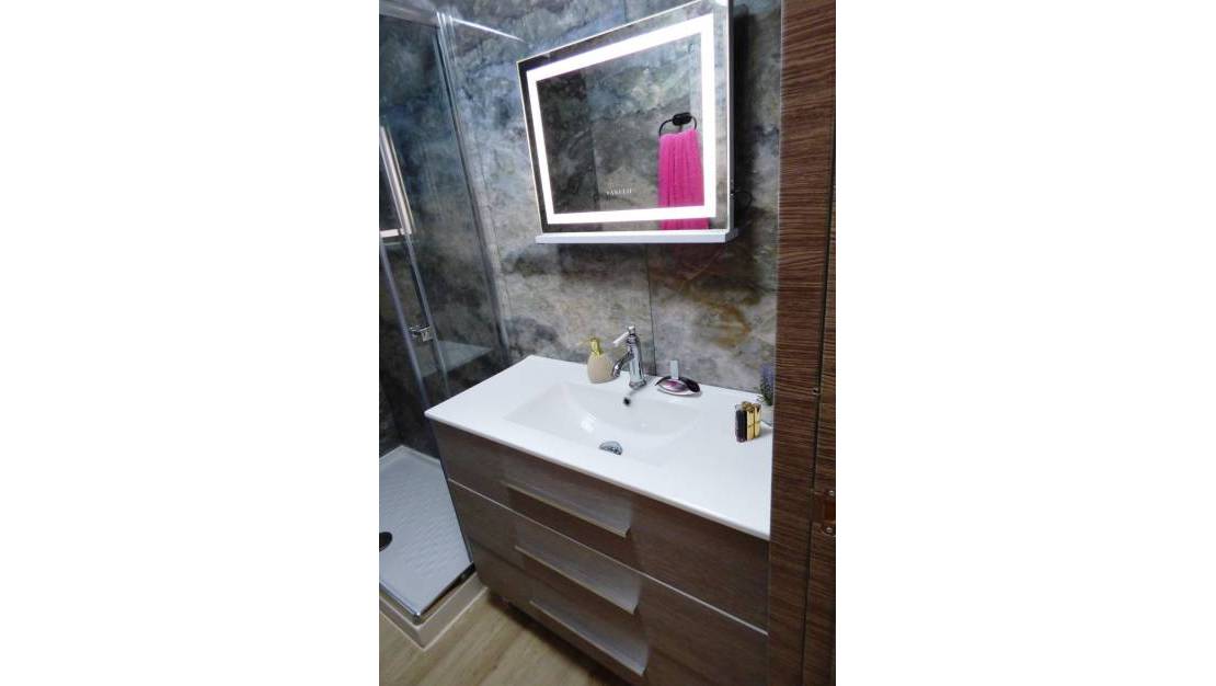 Sale - Apartment - Alicante - Alicante Centro