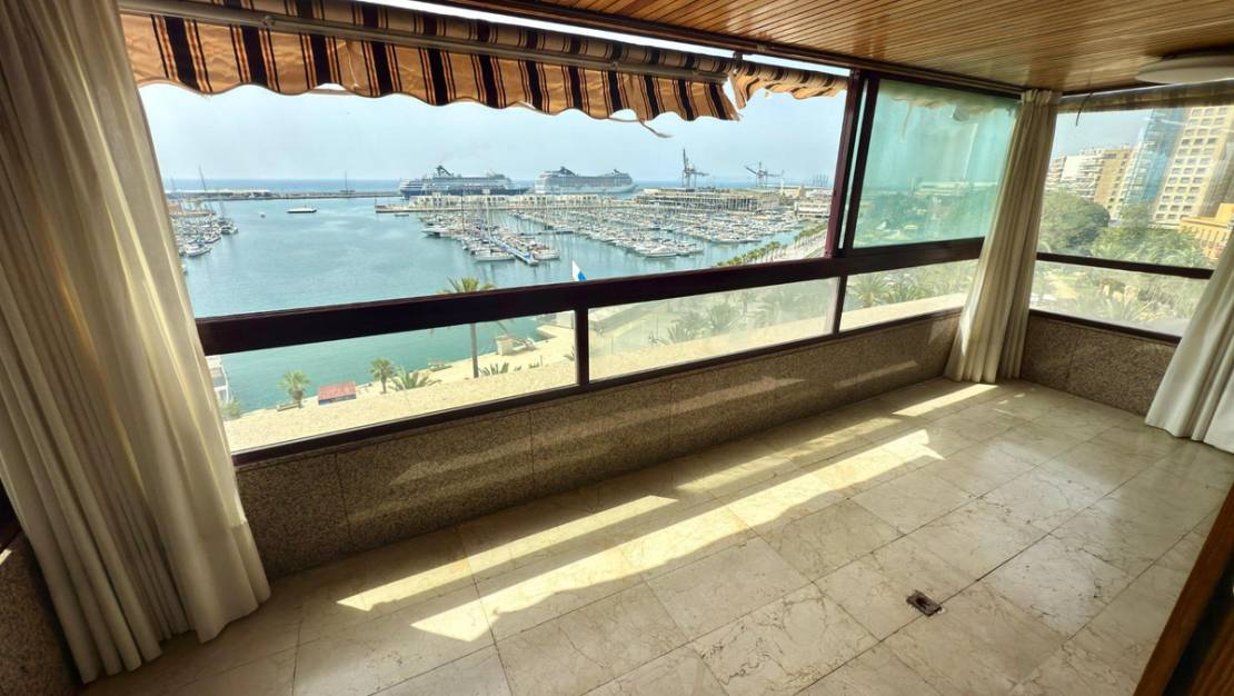 Sale - Apartment - Alicante - Alicante Centro