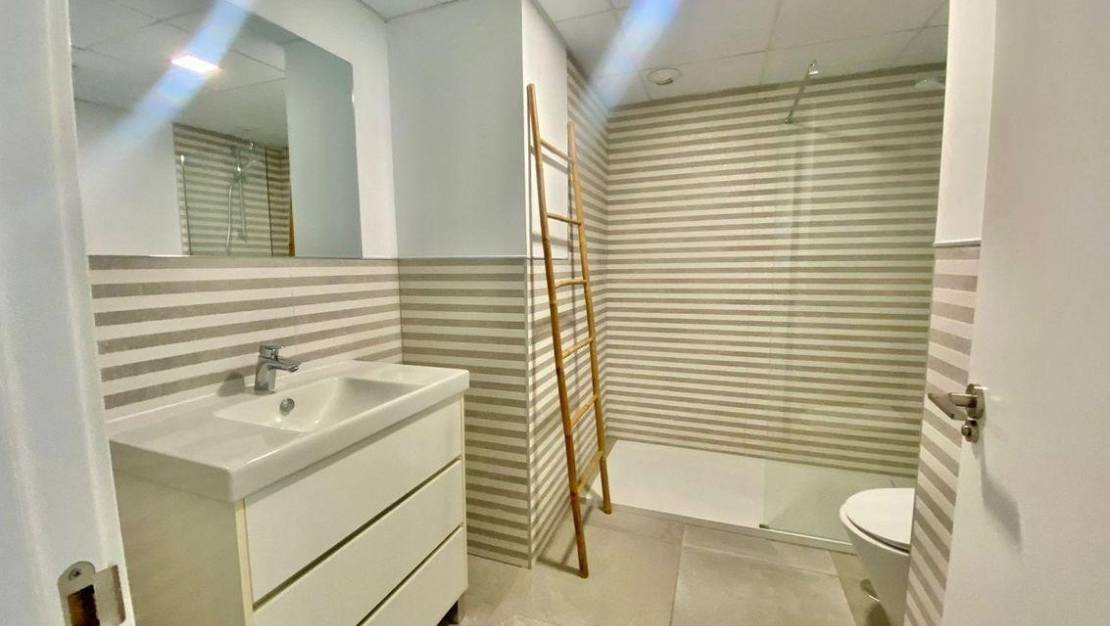 Sale - Apartment - Alicante - Alicante Centro