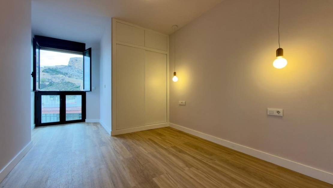 Sale - Apartment - Alicante - Alicante Centro