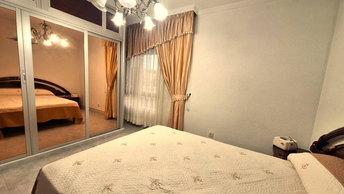 Sale - Apartment - Alicante - Alicante Centro