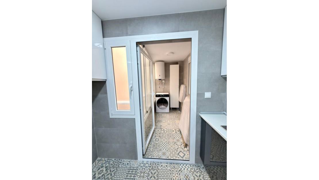 Sale - Apartment - Alicante - Alicante Centro