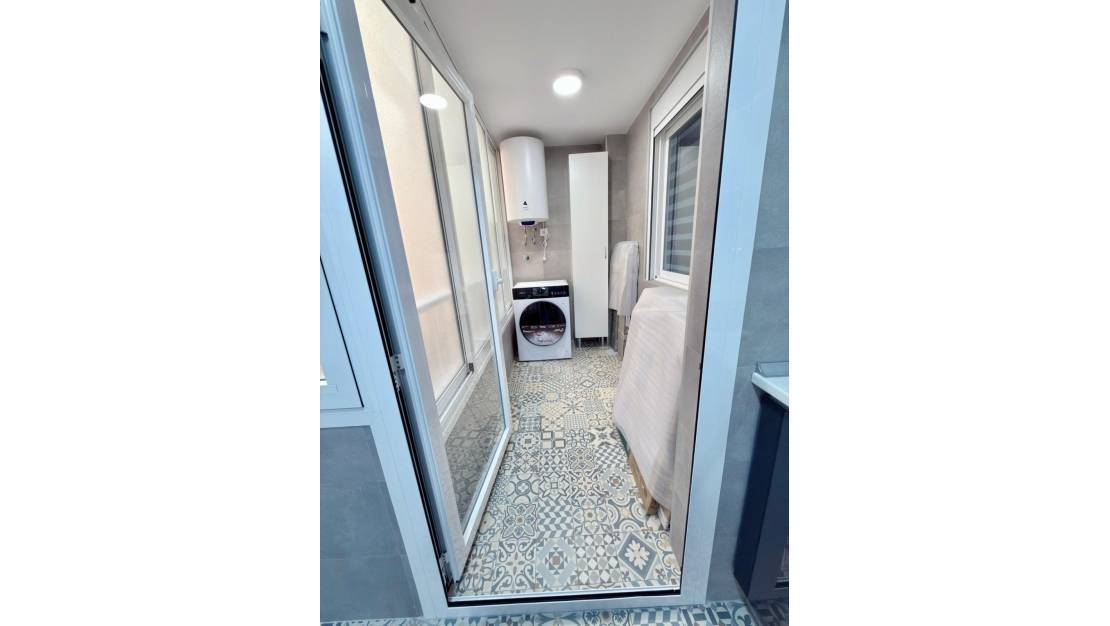 Sale - Apartment - Alicante - Alicante Centro