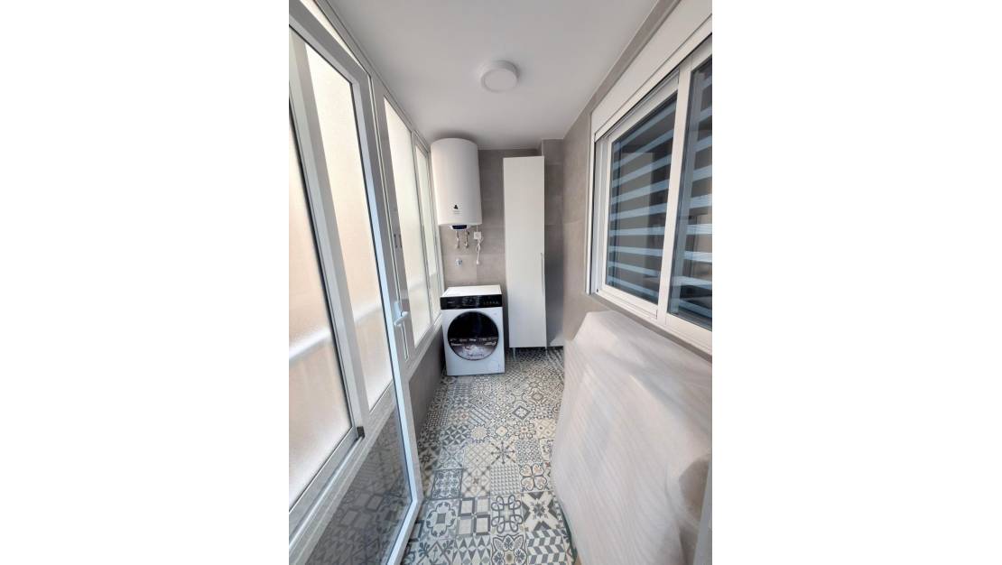 Sale - Apartment - Alicante - Alicante Centro